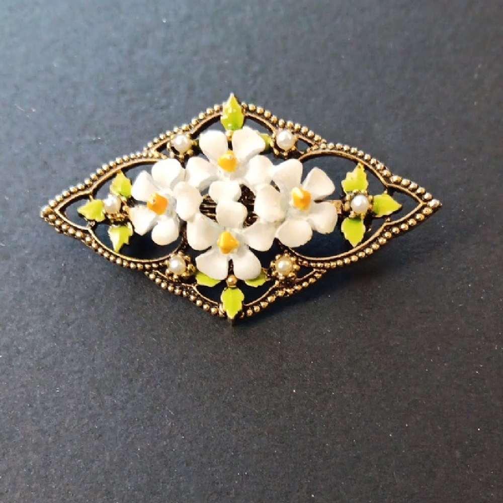 Vintage Art Brooch With White and Green Accents